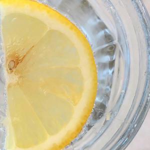 国模于子涵大战摄影师
